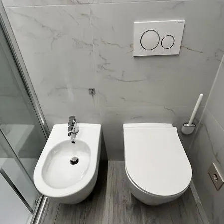 아파트 Barata 1 *